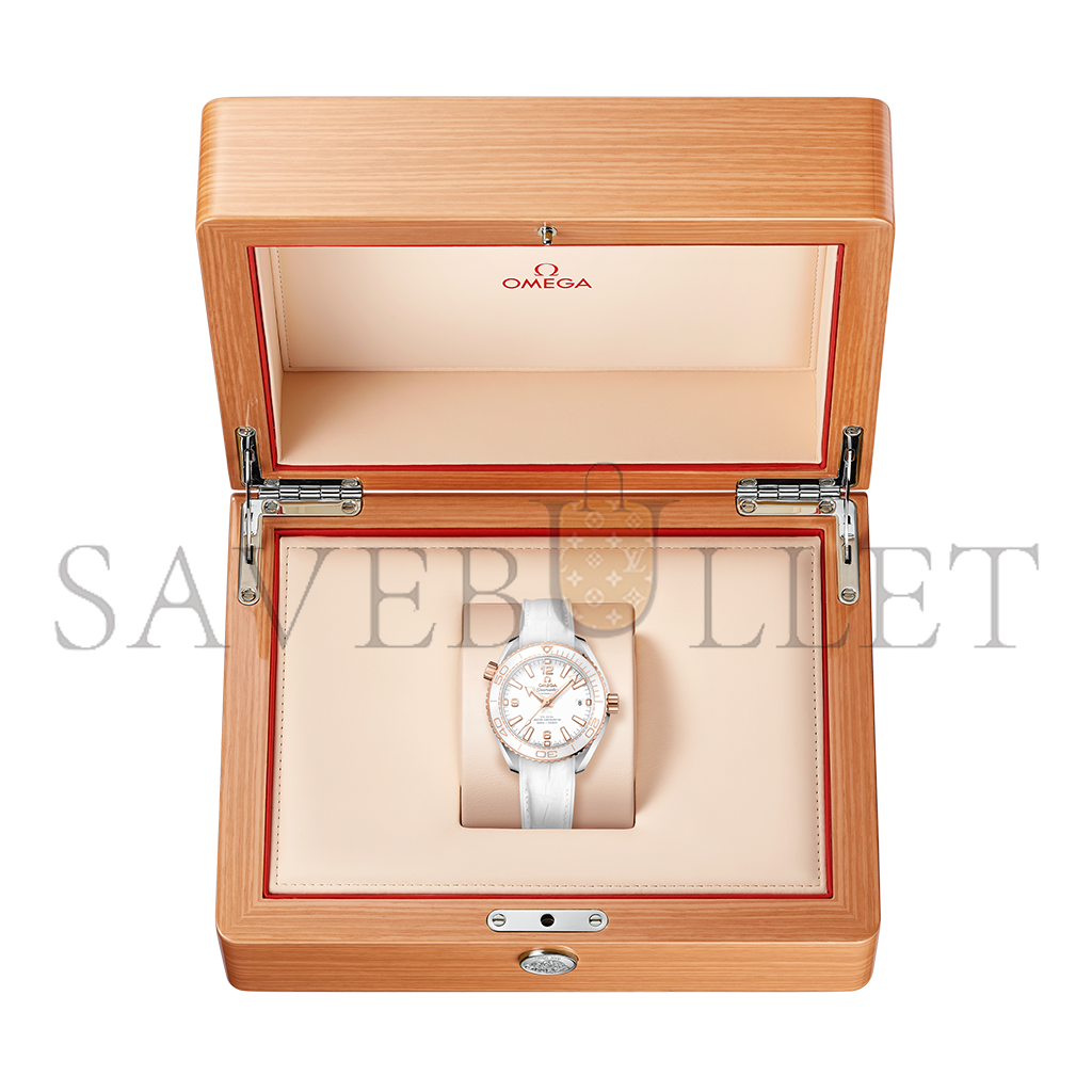 Om**a seamaster planet ocean 600m watch 215.23.40.20.04.001